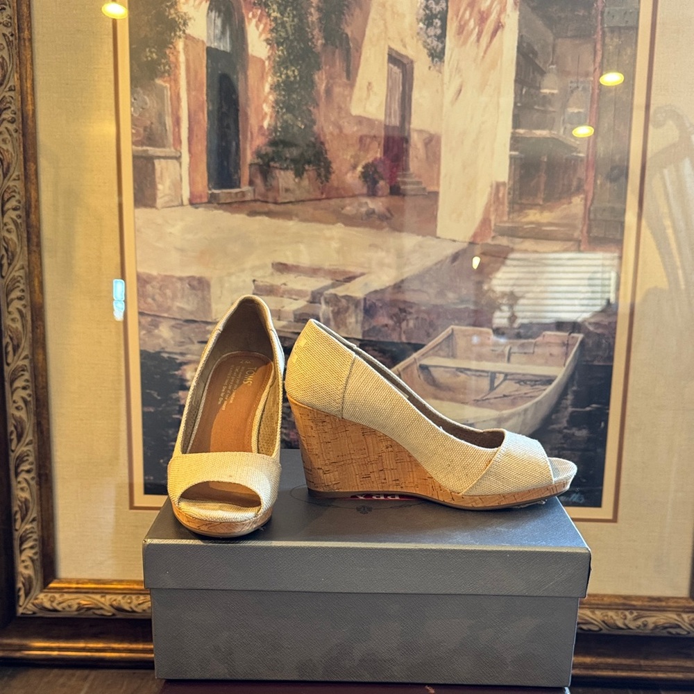 Toms Beige Wedge Shoes